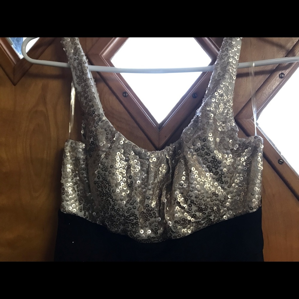 Prom or Homecoming dress by EMERALD SUNDAE. - Picture 2 of 3